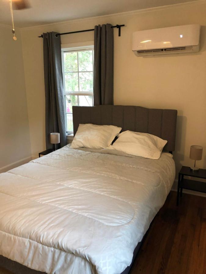 Renovated Space Close To Downtown - A Durham Exteriör bild